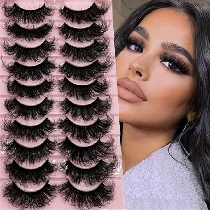 Can you get false eyelashes if you have no eyelashes?