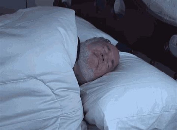 Do rats go near sleeping people?