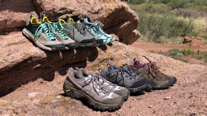 What does drop mean in hiking shoes?